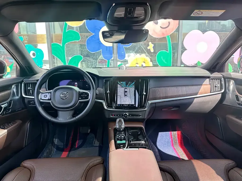 Volvo S90 PHEV 2021 из CN, фото 4