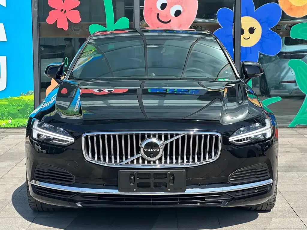 Volvo S90 PHEV 2021 из CN, фото 2
