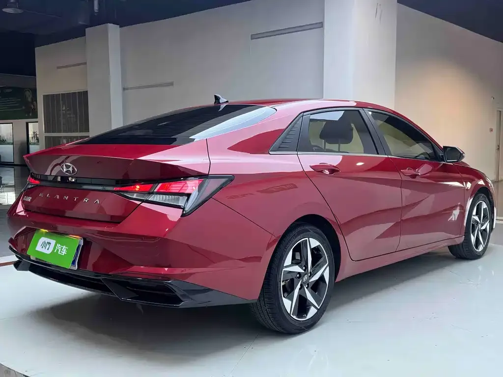 Hyundai Elantra 2022 из CN, фото 3
