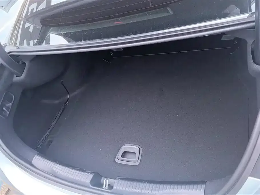 [object Object] C-Class 2022 из CN, фото 4