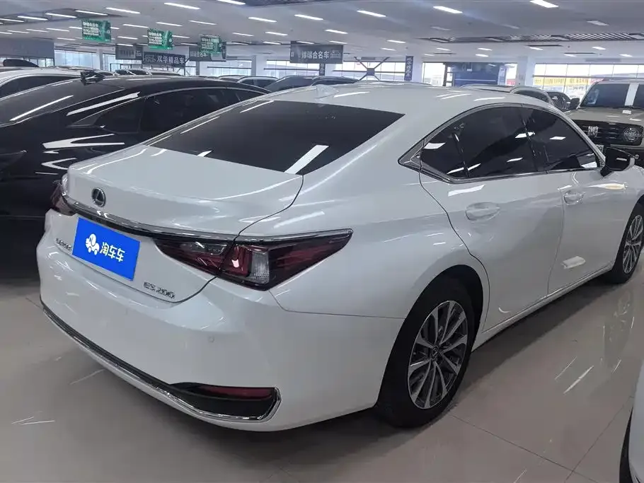Lexus ES 2024 из CN, фото 8