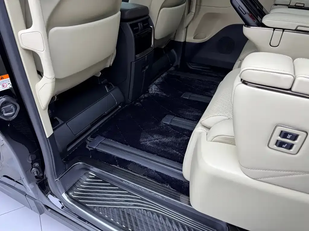 Toyota Vellfire 2024 из CN, фото 7