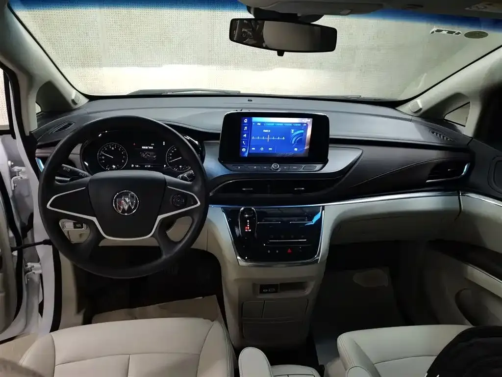 Buick GL8 2023 из CN, фото 6