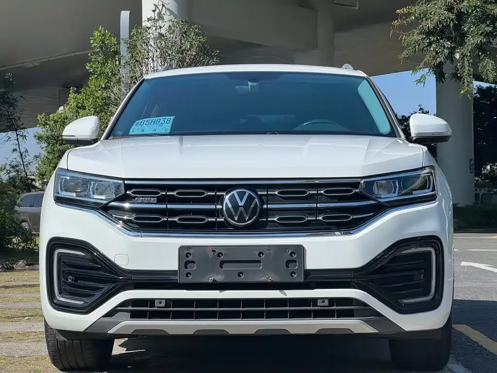 Volkswagen GTE PHEV 2021 из CN, фото 2
