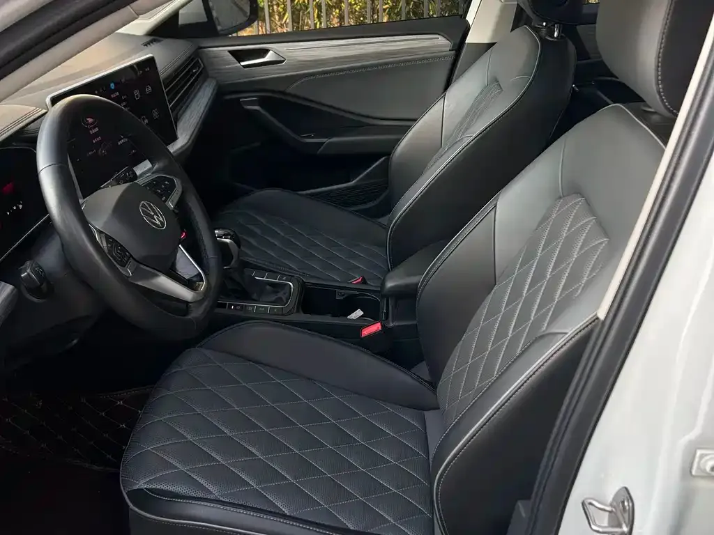 Volkswagen Sagitar 2023 из CN, фото 4