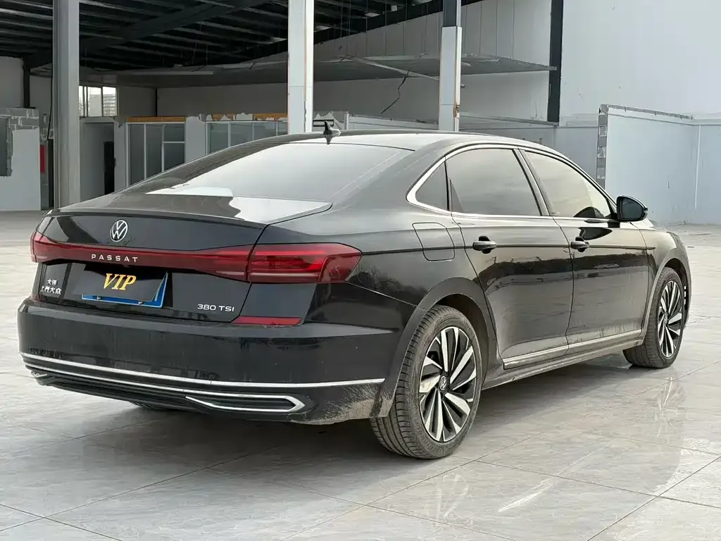 Volkswagen Passat 2024 из CN, фото 5