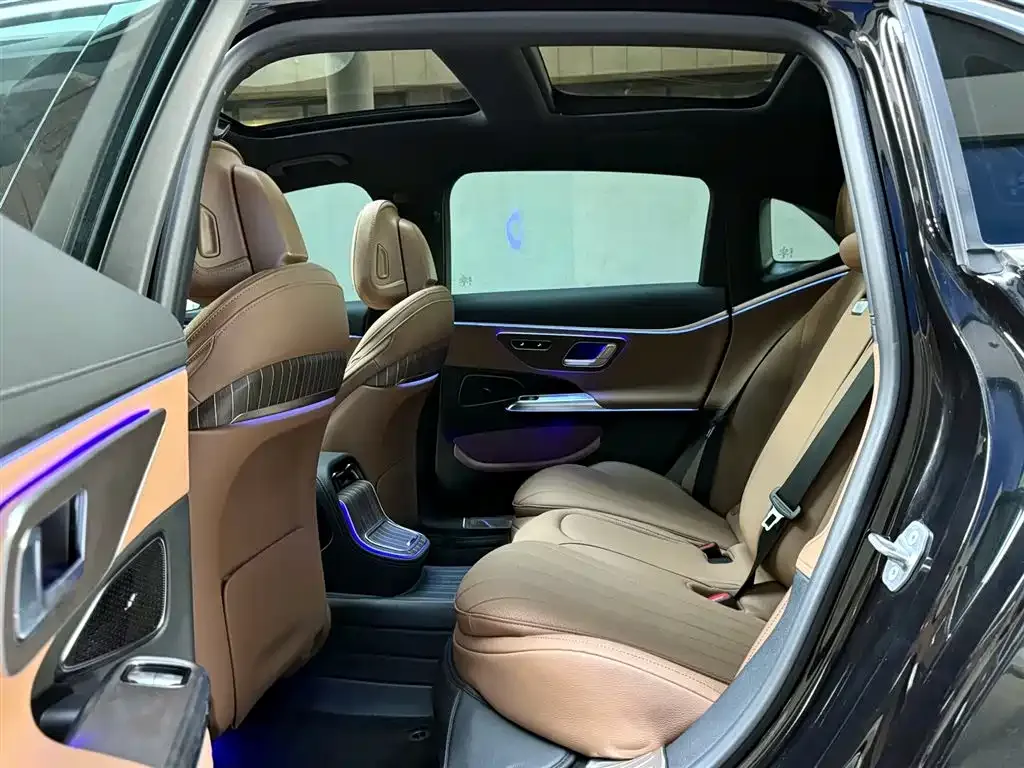 Mercedes-Benz E-Class 2024 из CN, фото 8