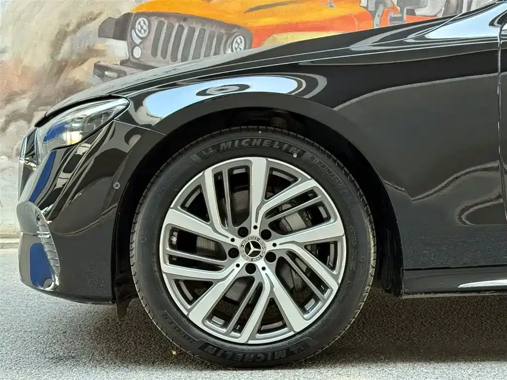 Mercedes-Benz E-Class 2024 из CN, фото 4