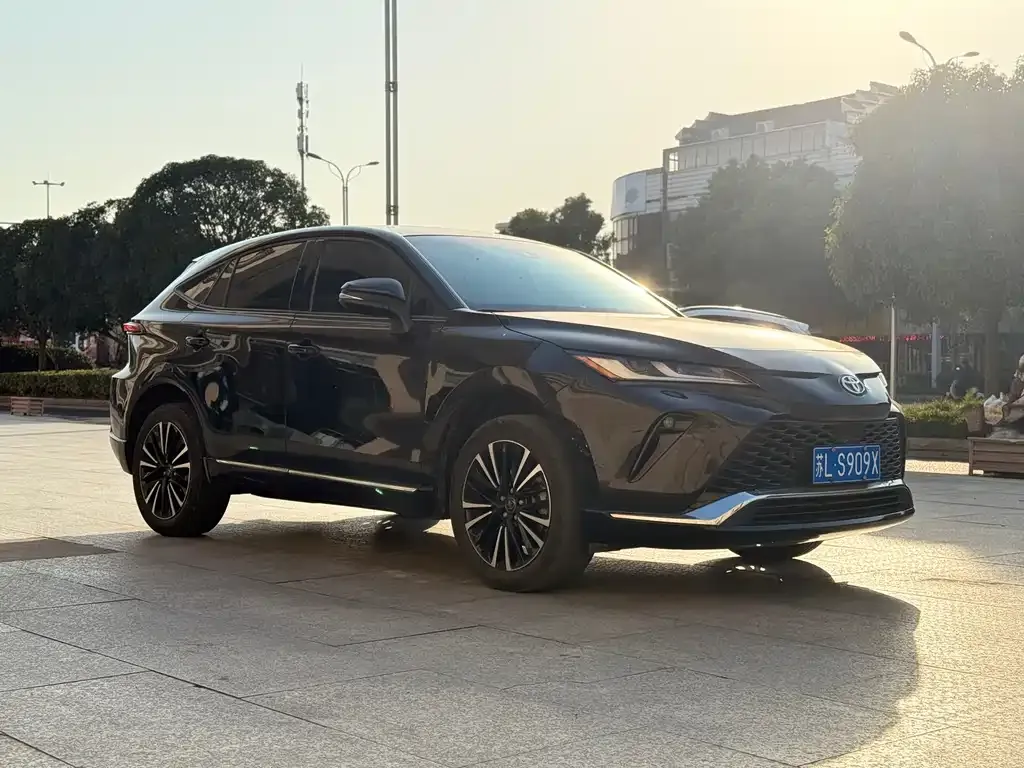 Toyota Venza 2022 из CN, фото 3