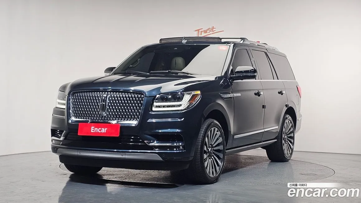 Lincoln Navigator