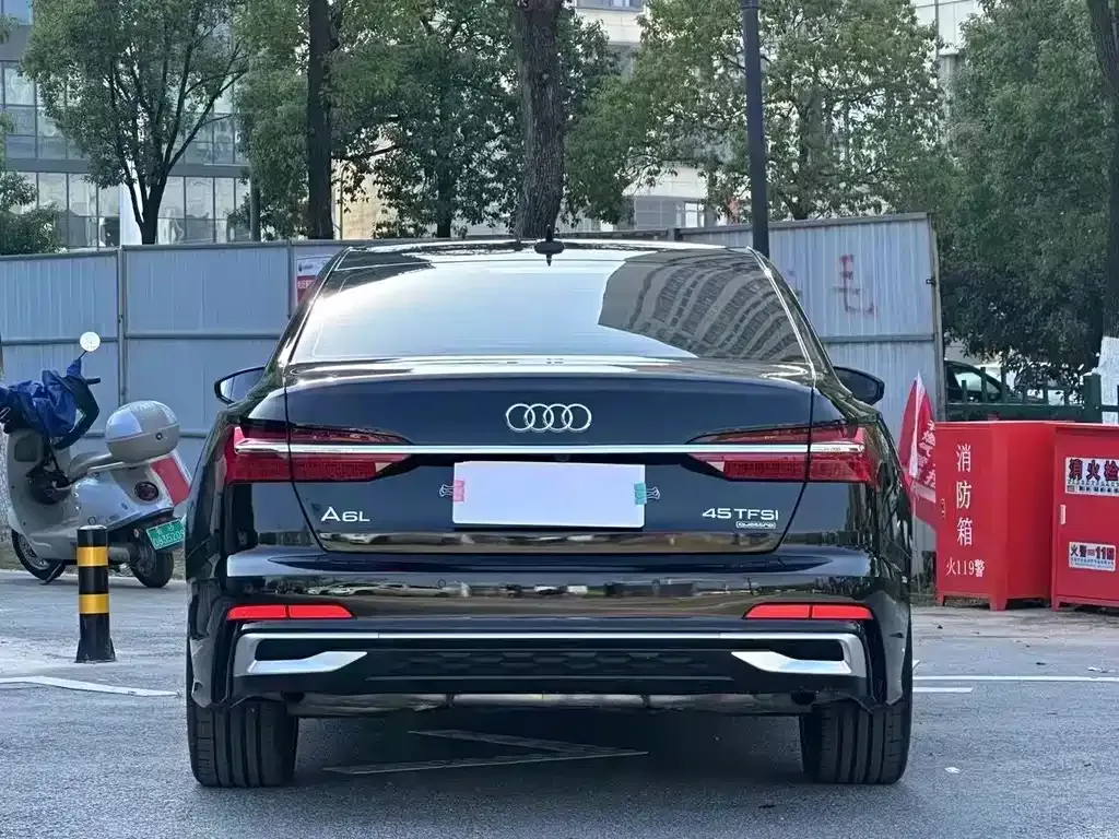 Audi A6L — фото 4