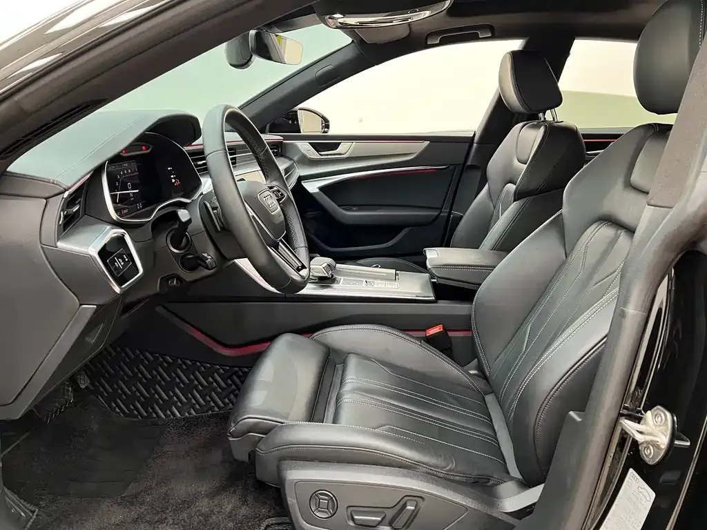 Audi A7 2024 из CN, фото 2