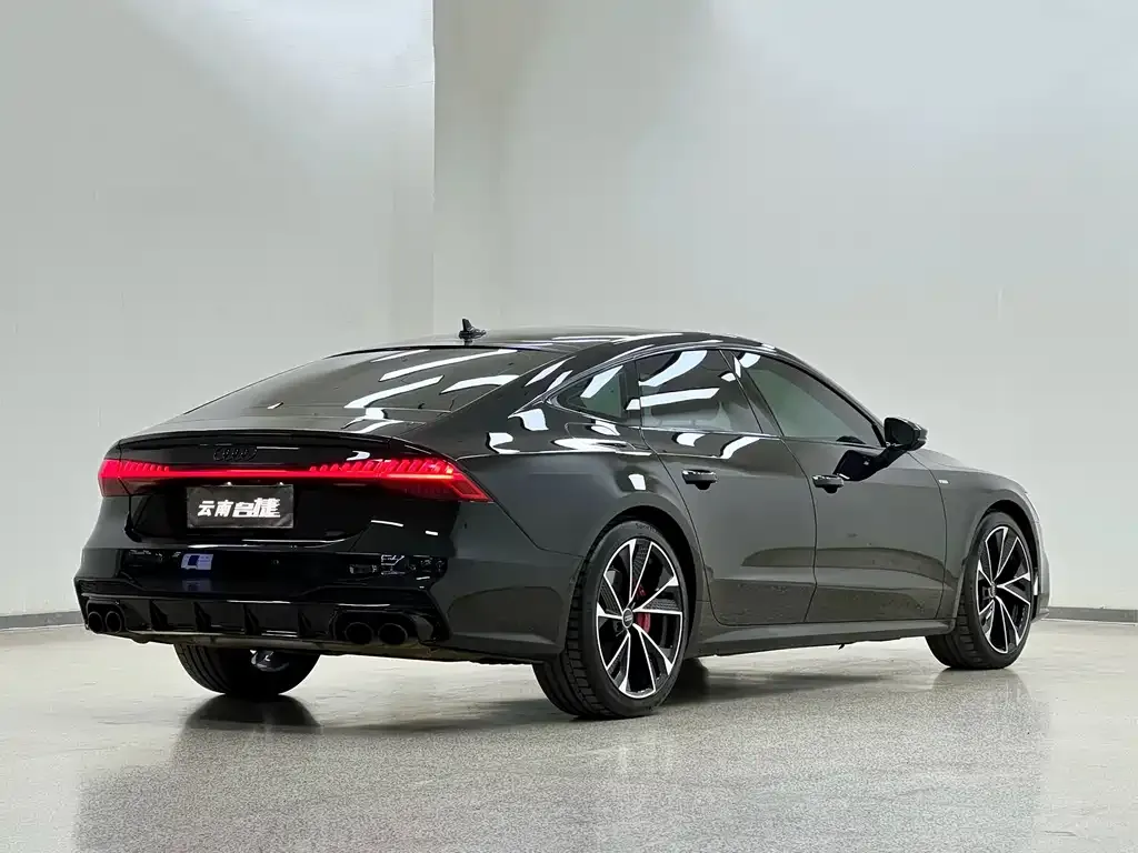 Audi A7 2024 из CN, фото 8