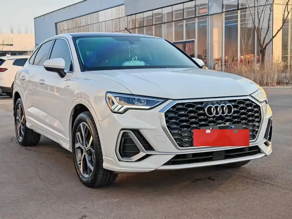Audi Q3 Sportback 2021 из CN, фото 3