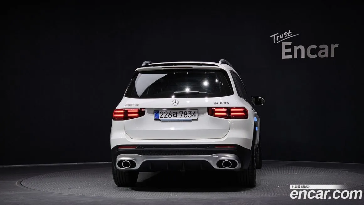 Mercedes-Benz GLB-Class — фото 3