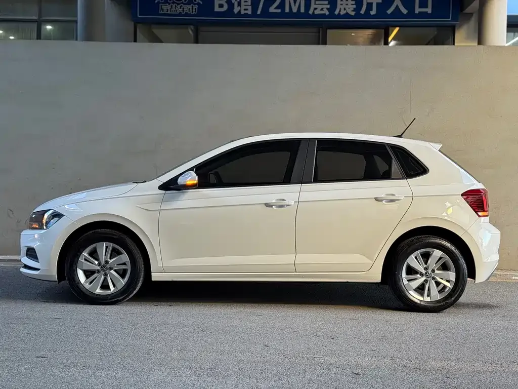 Volkswagen Polo 2022 из CN, фото 7
