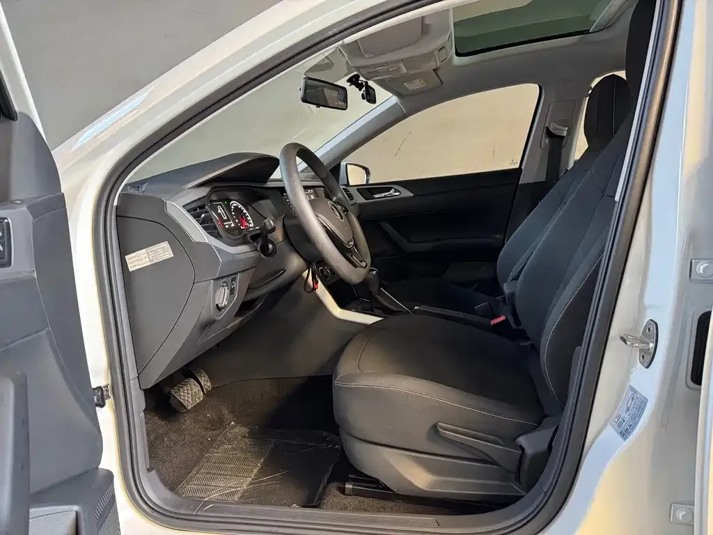 Volkswagen Polo 2022 из CN, фото 6
