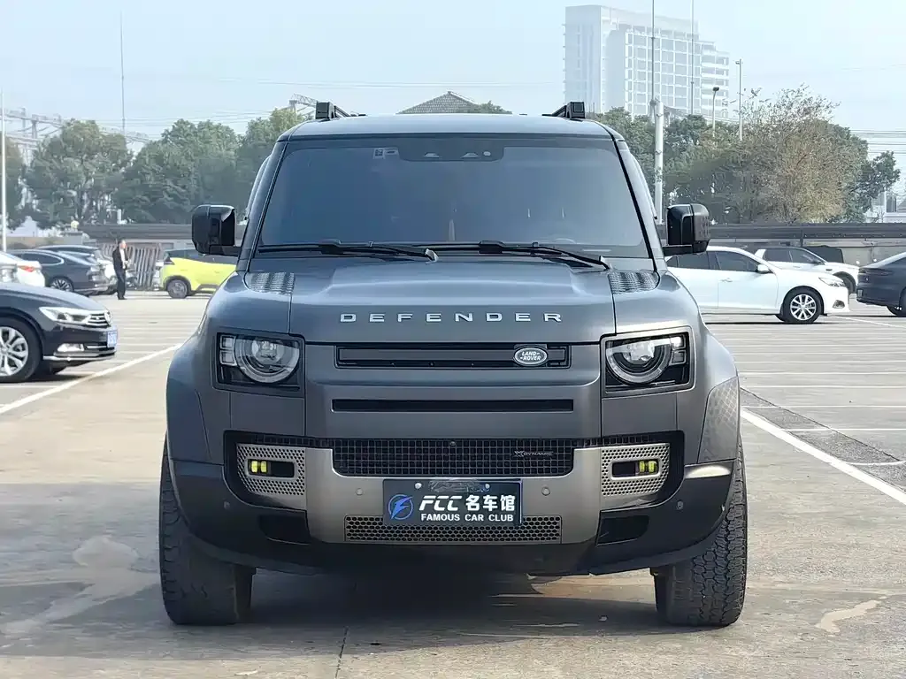 Land Rover Defender — фото 7