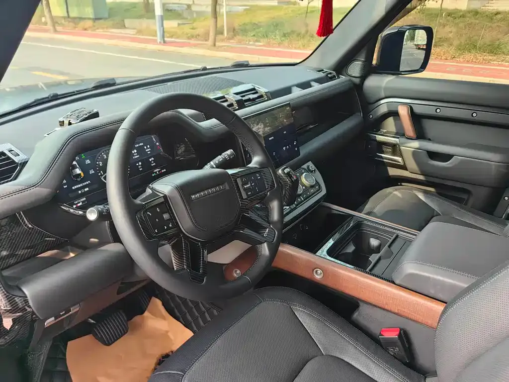 Land Rover Defender — фото 5