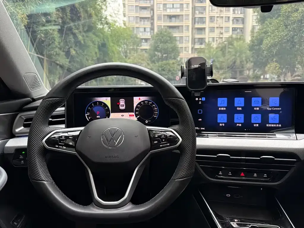 Volkswagen Lamando 2024 из CN, фото 8