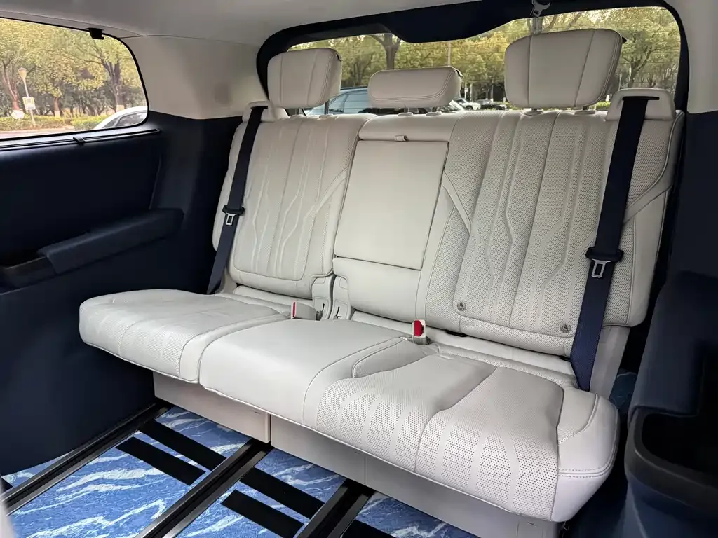 Buick Century 2023 из CN, фото 9