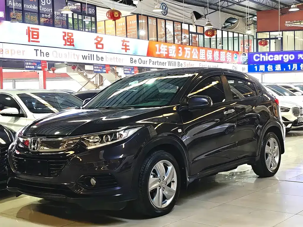 Honda Vezel — фото 1