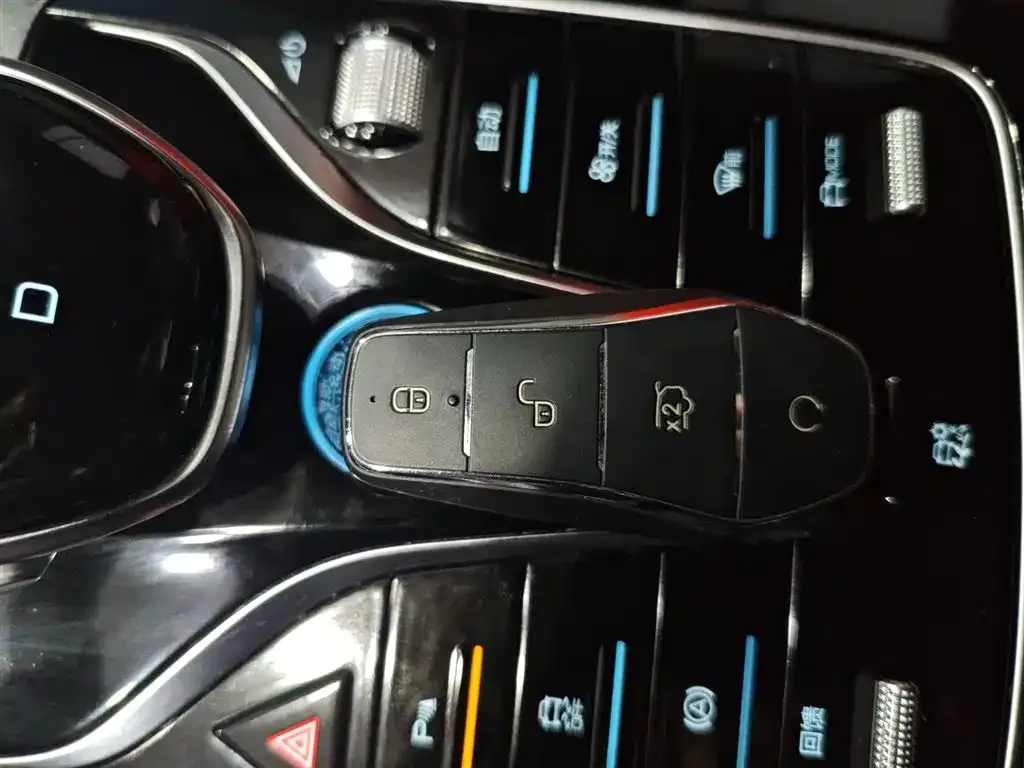 BYD Qin PLUS 2024 из CN, фото 3