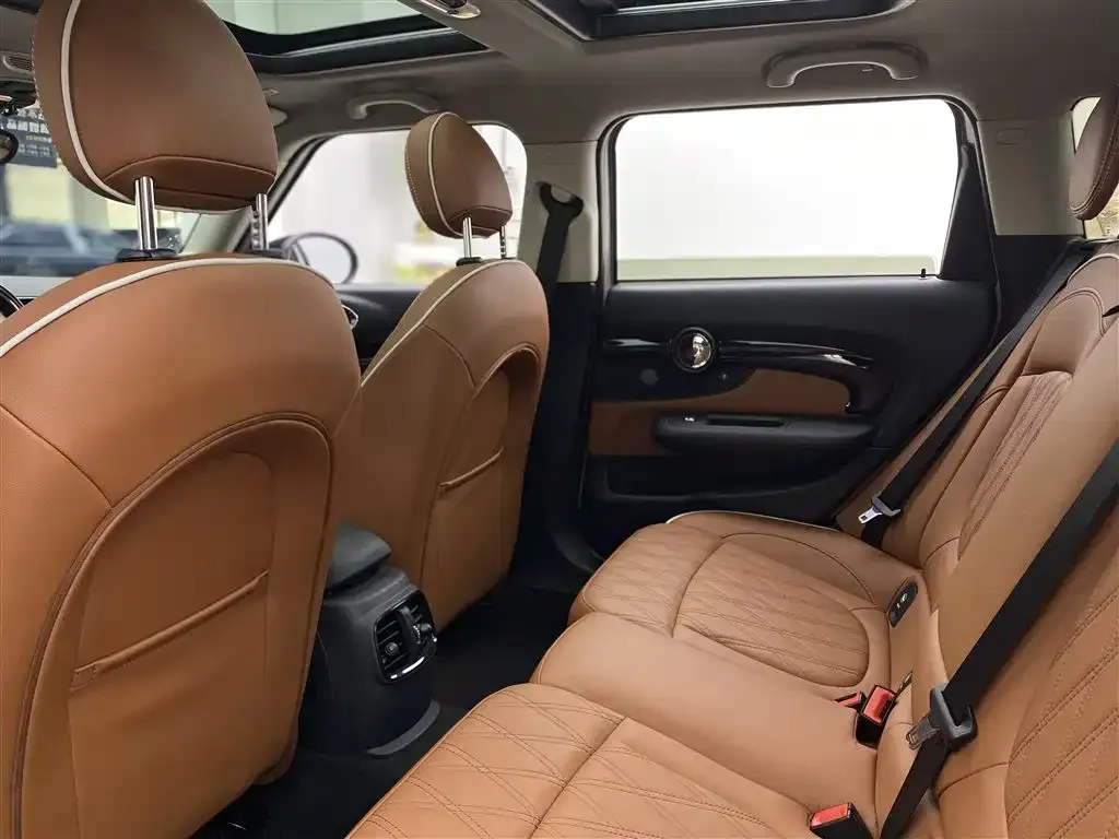 MINI Clubman 2023 из CN, фото 5