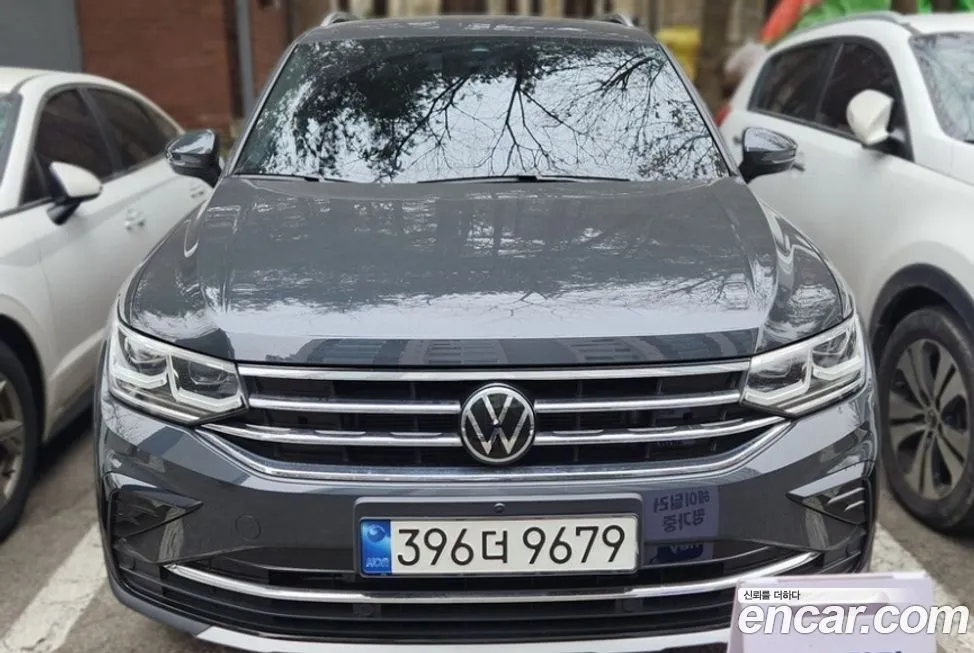 Volkswagen Tiguan — фото 1
