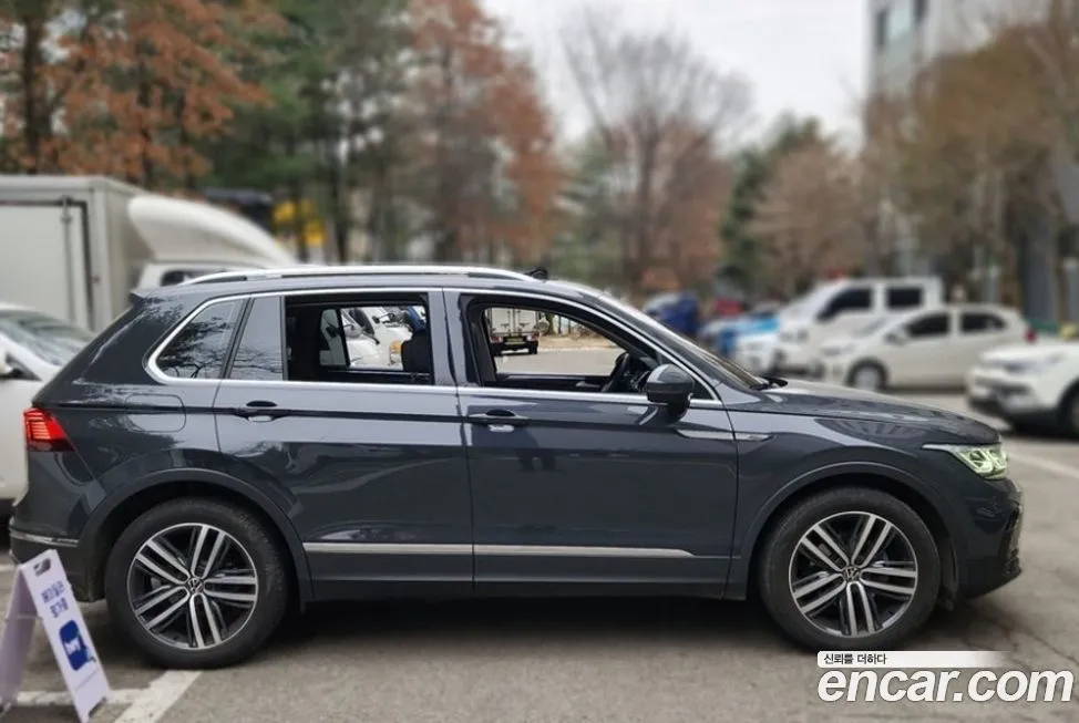 Volkswagen Tiguan — фото 3
