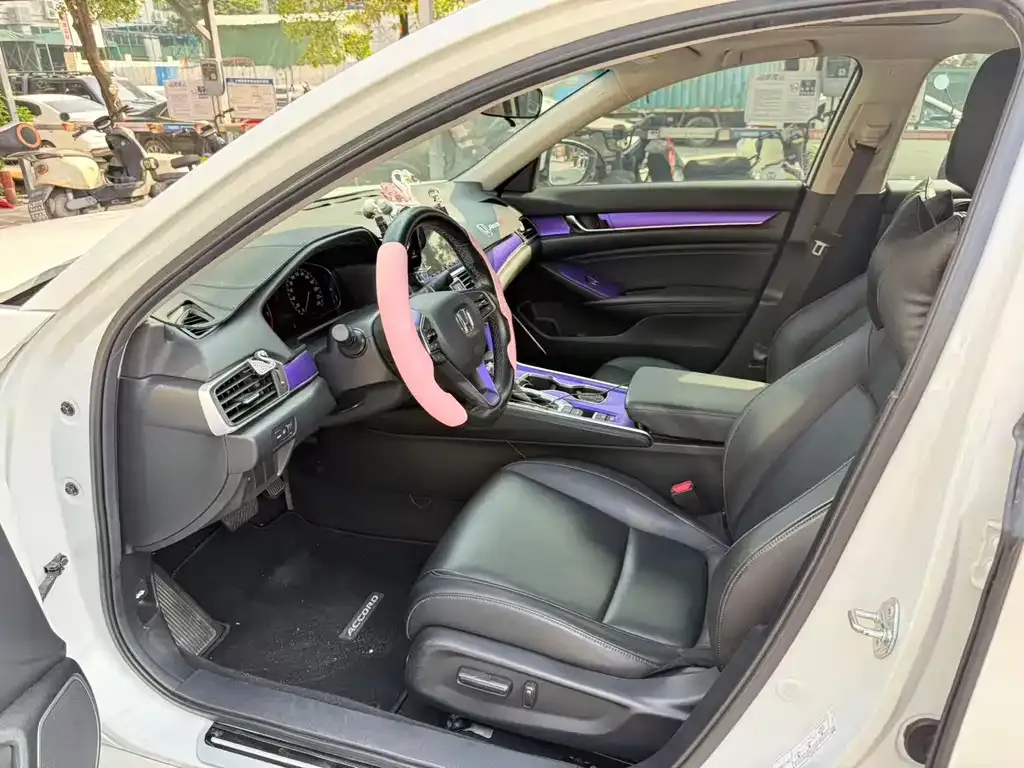 Honda Accord — фото 4