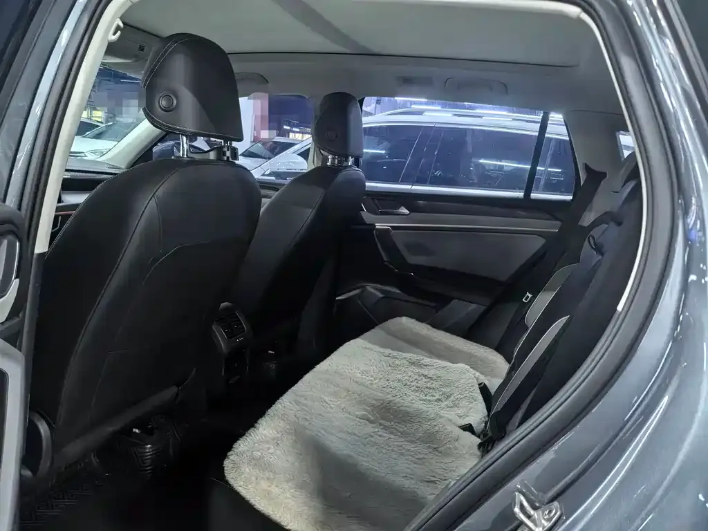 Volkswagen Tayron 2023 из CN, фото 2