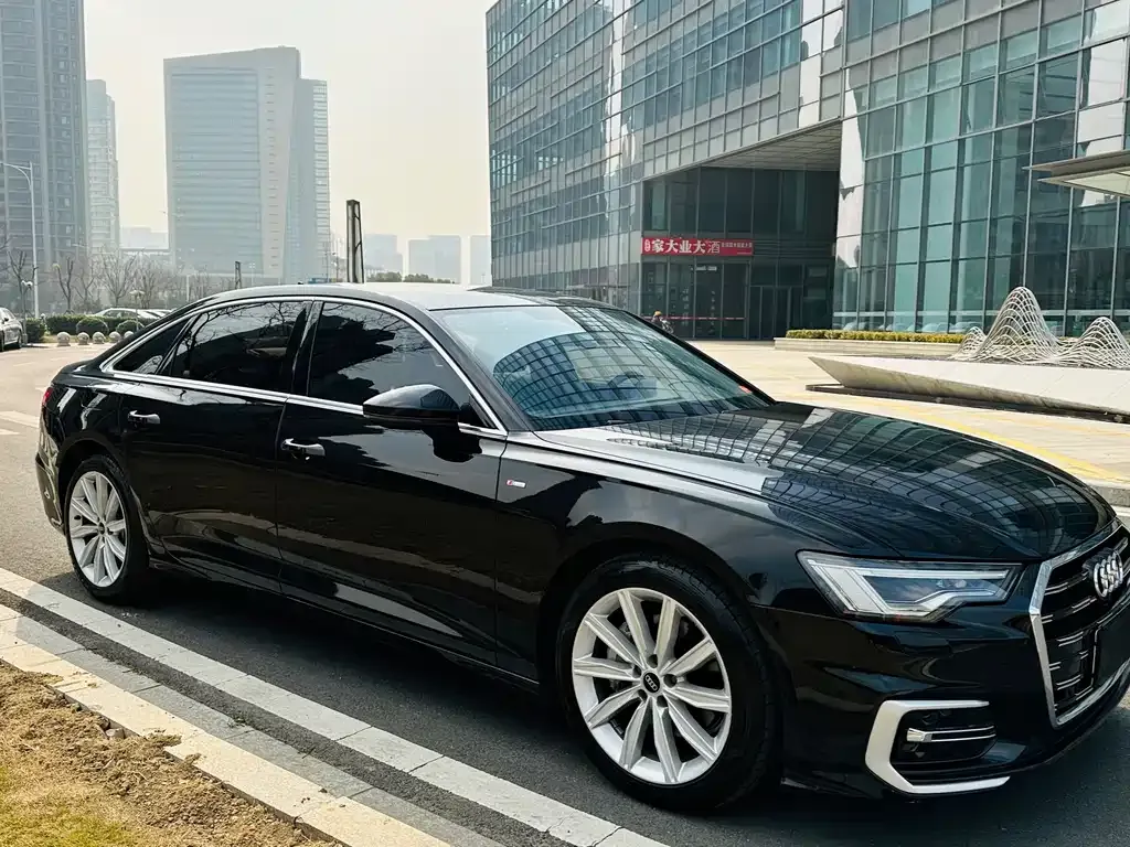Audi A6L — фото 3