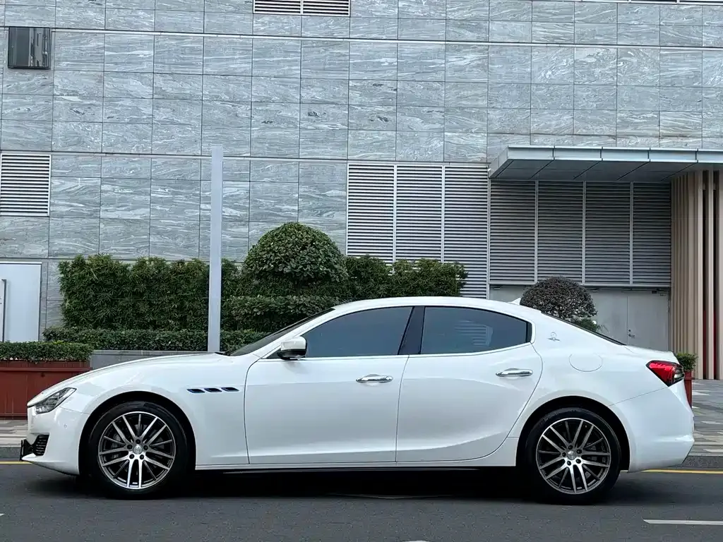 Maserati Ghibli 2021 из CN, фото 6