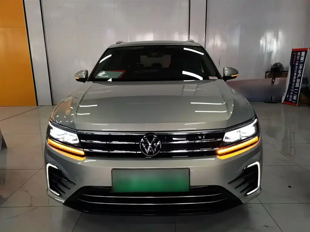 Volkswagen Tiguan L New Energy — фото 7