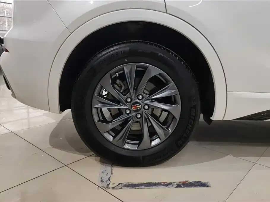 Hongqi HS5 2024 из CN, фото 3