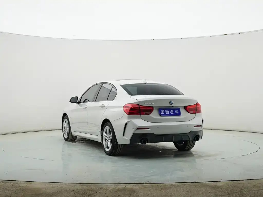 BMW 1 Series 2023 из CN, фото 5