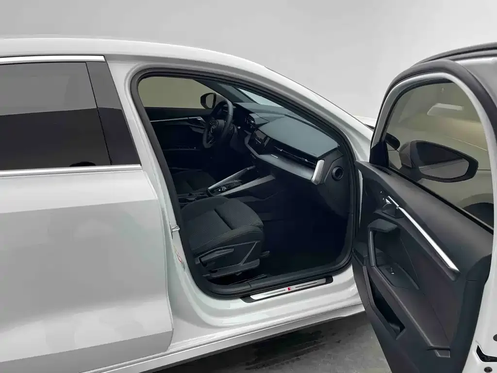 Audi A3 2021 из CN, фото 4