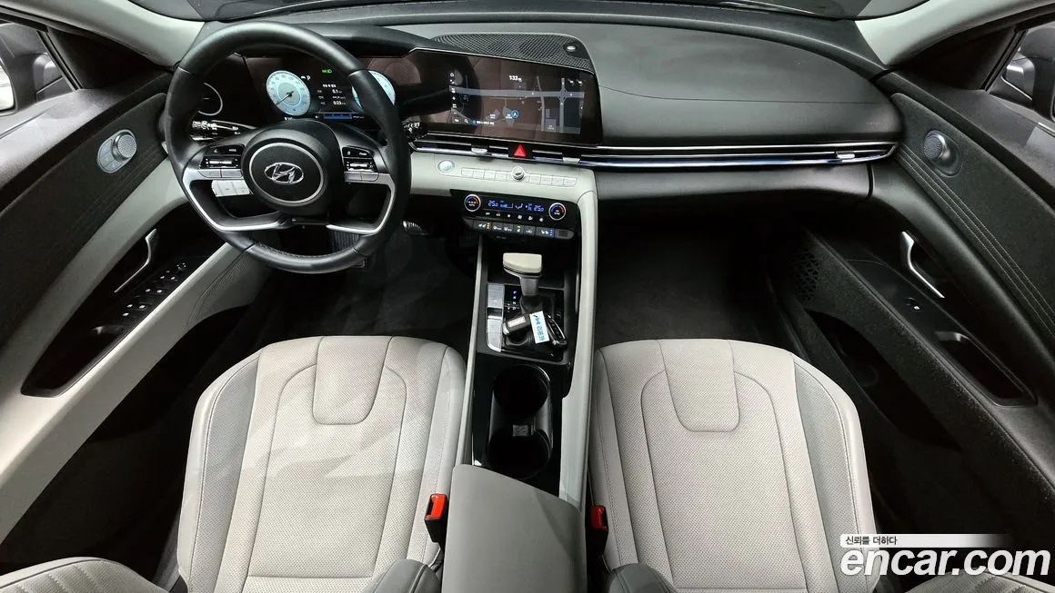 Hyundai AVANTE — фото 6