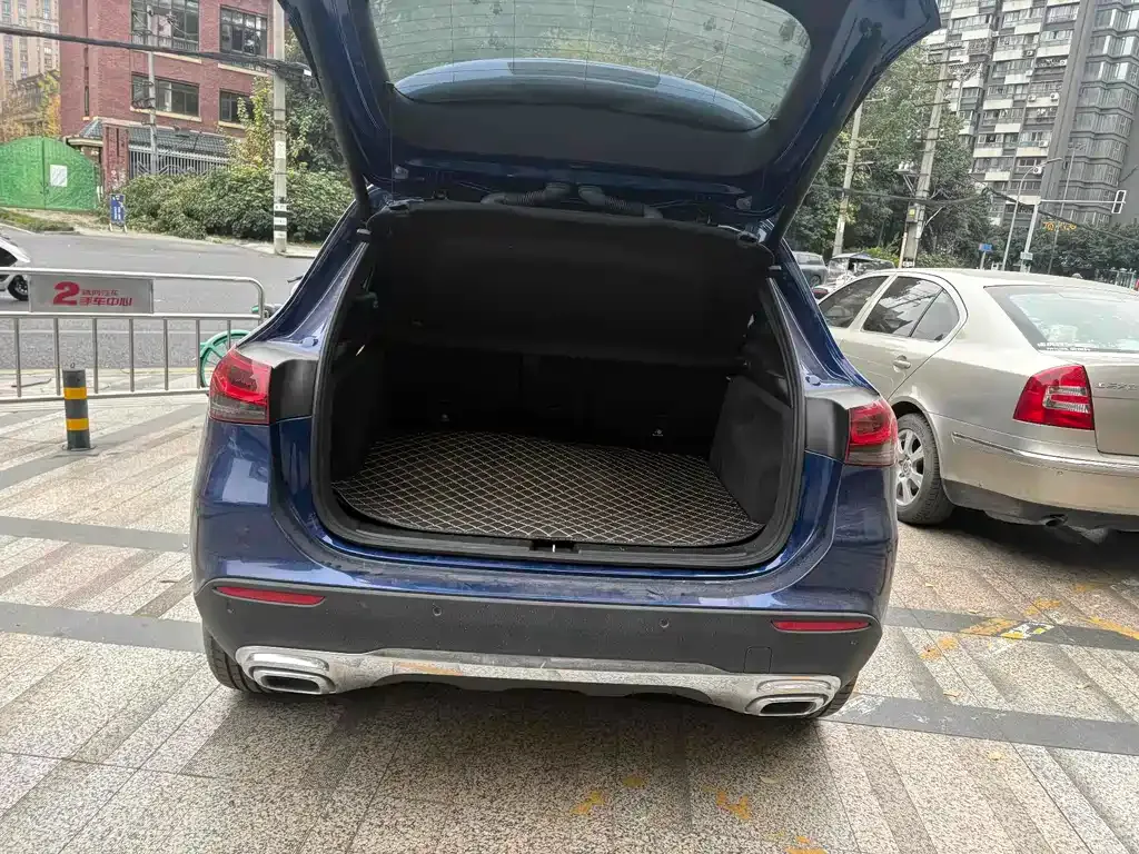 Mercedes-Benz GLA — фото 3