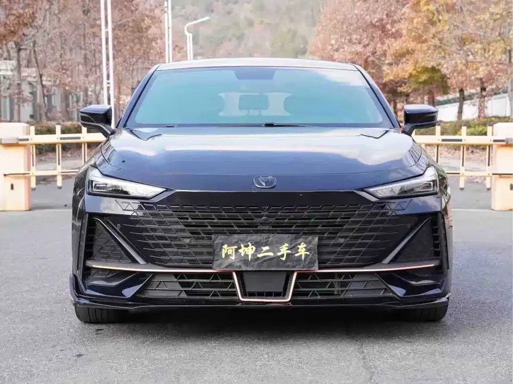 Changan UNI-V 2023 из CN, фото 8