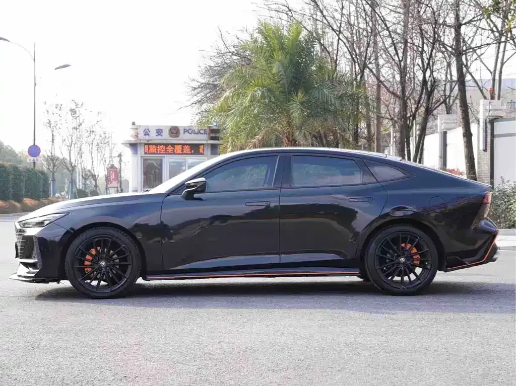 Changan UNI-V 2023 из CN, фото 3