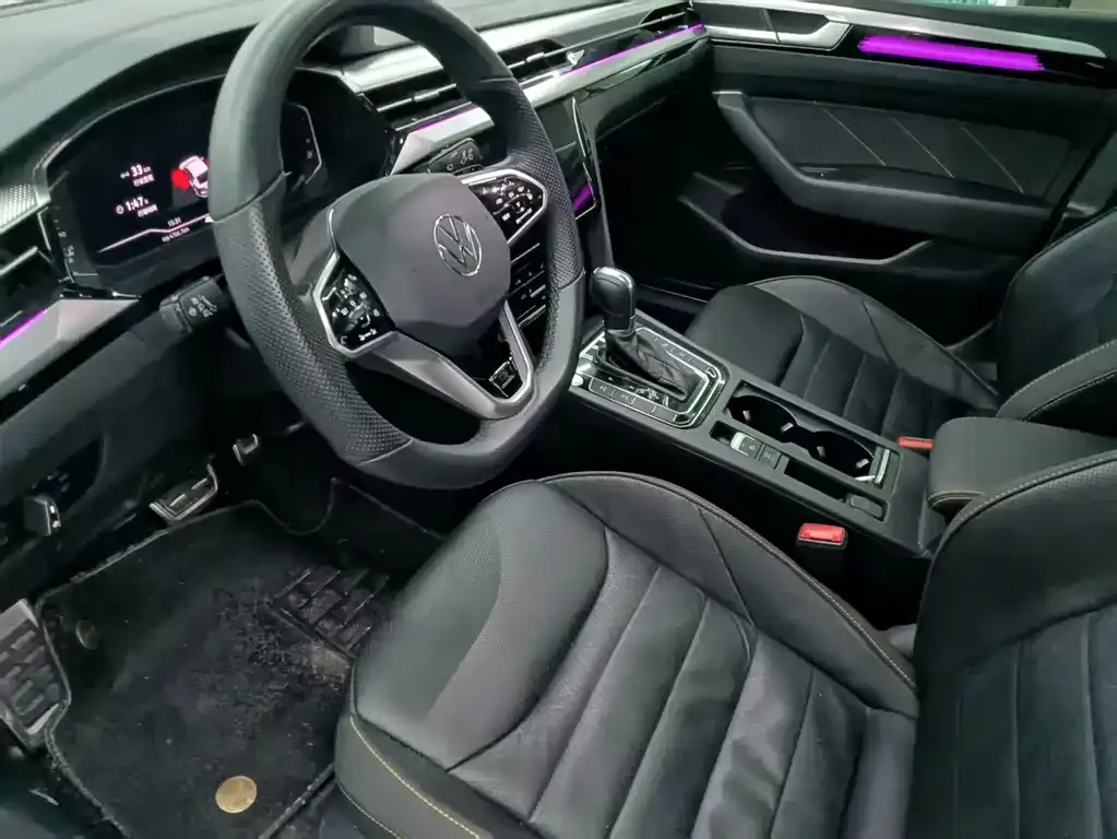Volkswagen CC 2023 из CN, фото 7