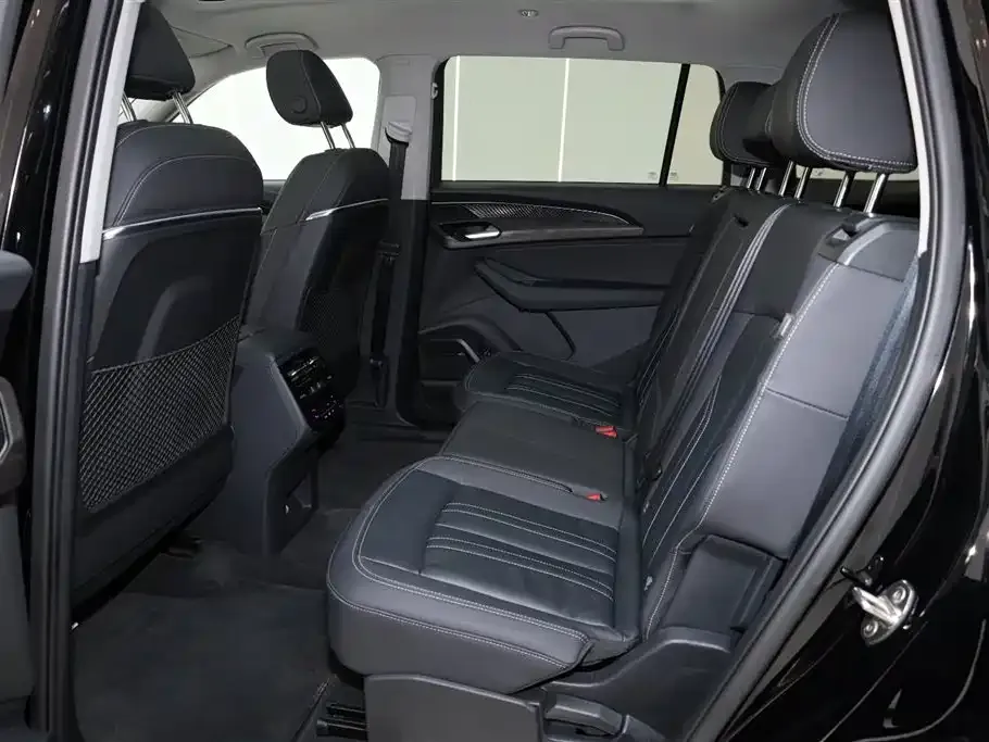Audi Q6 2023 из CN, фото 7