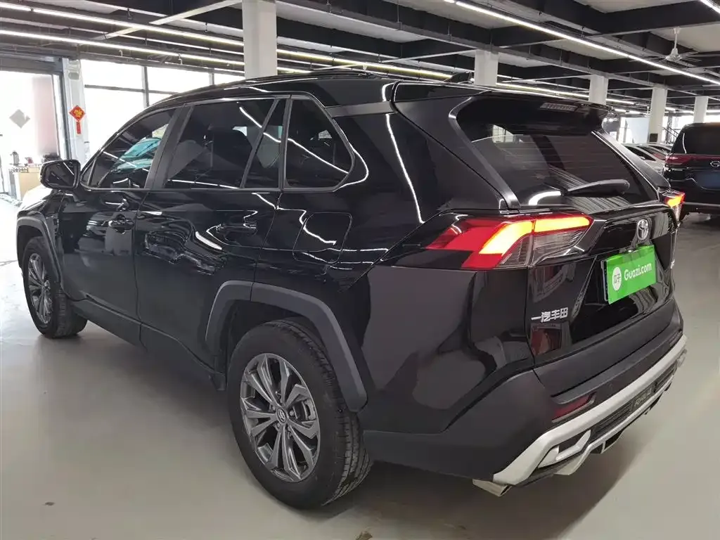 Toyota RAV4 2024 из CN, фото 7