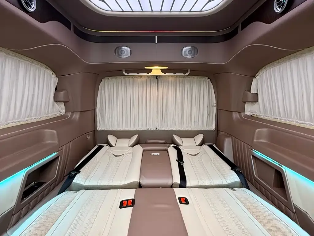 Mercedes-Benz Vito 2023 из CN, фото 5