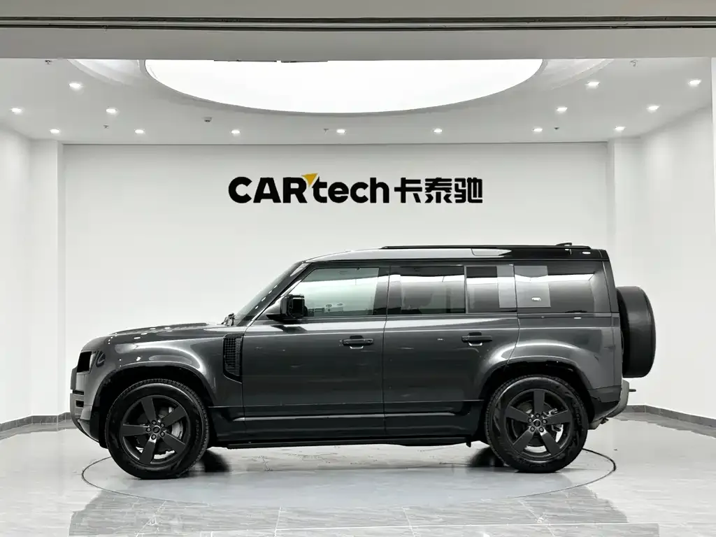 Land Rover Defender 2023 из CN, фото 2