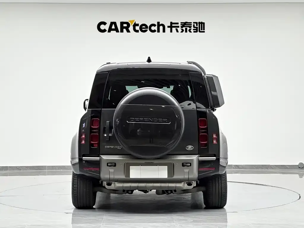 Land Rover Defender 2023 из CN, фото 4