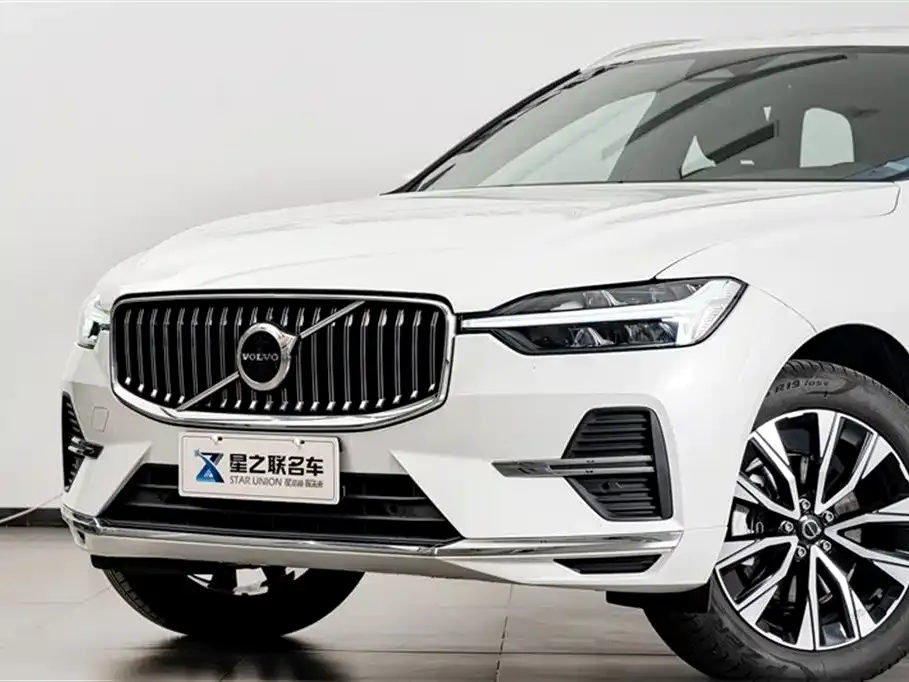 Volvo XC60 — фото 4