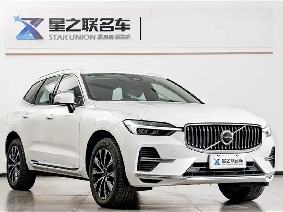 Volvo XC60 — фото 7